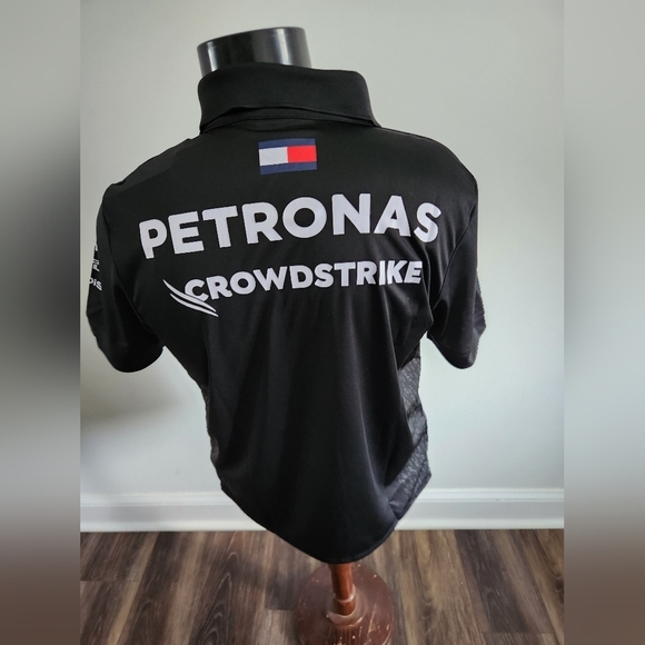 Mercedes AMG Petronas Formula One 2023 Team Black and Red Polo Shirt NWT - Picture 6 of 9